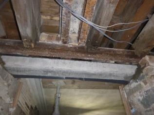 replaced beam at top of stairs 2 - 19112015